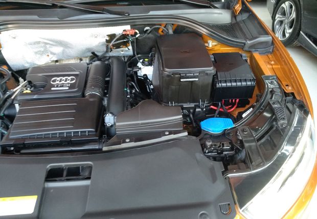 奥迪Q3 30TFSI 2016款 1.4T 自动 前驱 舒享型 (国Ⅴ) 