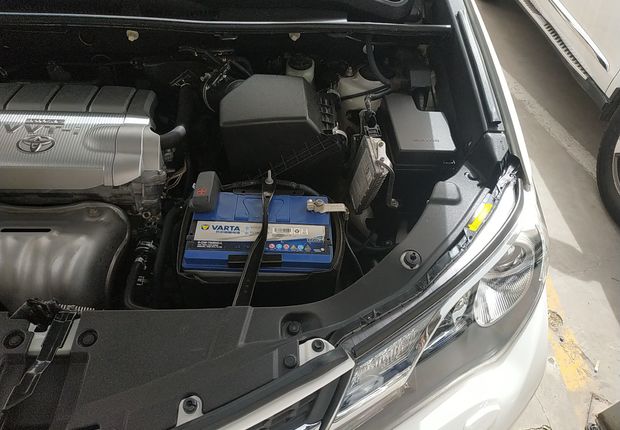 丰田RAV4 2013款 2.5L 自动 四驱 精英型 (国Ⅳ) 