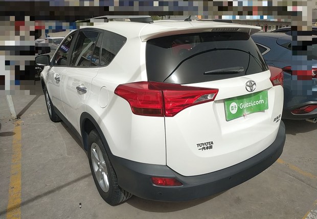 丰田RAV4 2013款 2.5L 自动 四驱 精英型 (国Ⅳ) 