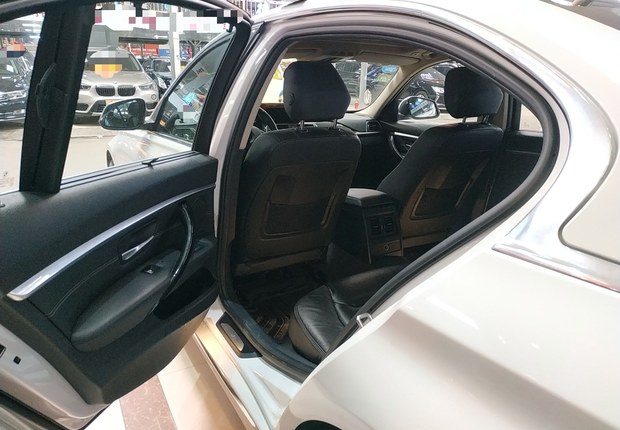 宝马3系 320Li 2016款 2.0T 自动 汽油 豪华设计套装 (国Ⅴ) 