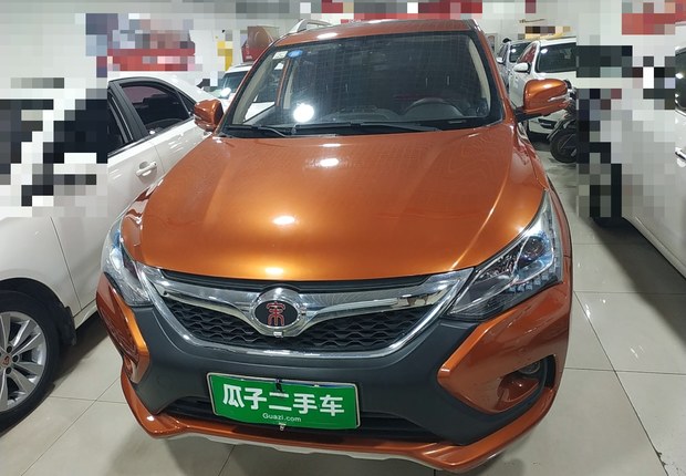 比亚迪宋 2016款 1.5T 手动 豪华型 (国Ⅴ) 