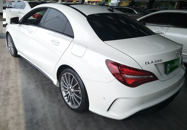 奔驰CLA级 CLA220 [进口] 2018款 2.0T 自动 汽油 (欧Ⅴ) 