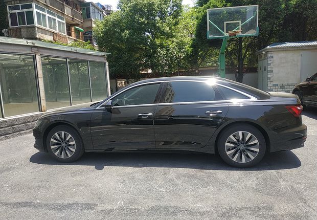 奥迪A6L 45TFSI 2019款 2.0T 自动 臻选致雅型 (国Ⅵ) 