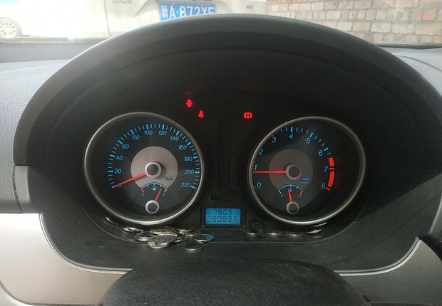 别克凯越 2011款 1.6L 手动 LX (国Ⅳ) 