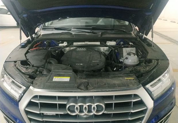 奥迪Q5L 45TFSI 2018款 2.0T 自动 尊享风雅型 (国Ⅴ) 