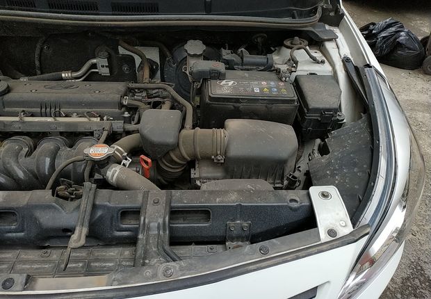 现代瑞纳 2016款 1.4L 自动 4门5座三厢车 智能型GLS (国Ⅴ) 