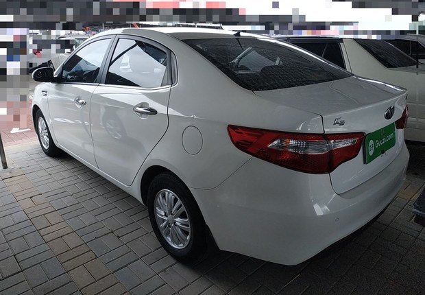 起亚K2 2012款 1.4L 手动 4门5座三厢车 GLS (国Ⅳ) 