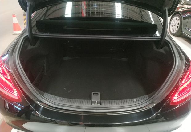 奔驰C级 C200L 2017款 2.0T 自动 改款 (国Ⅴ) 