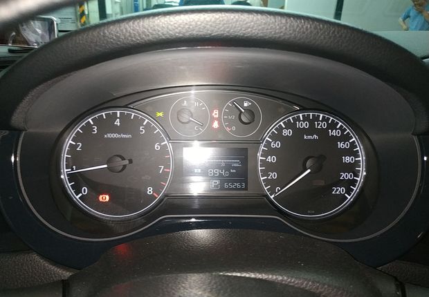 日产骐达 2011款 1.6L 自动 智能型 (国Ⅳ) 