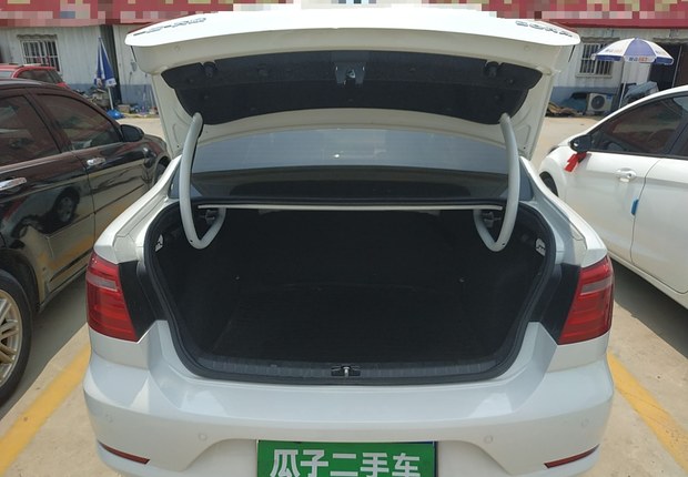 大众宝来 2014款 1.6L 手动 4门5座三厢车 时尚型 (国Ⅳ) 