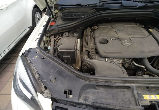 奔驰M级 ML350 [进口] 2012款 3.5L 自动 汽油 豪华型 