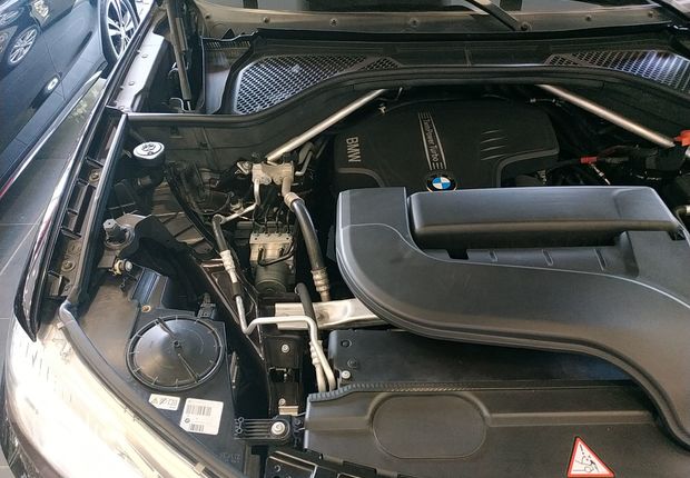 宝马X5 [进口] 2015款 2.0T 自动 四驱 汽油 