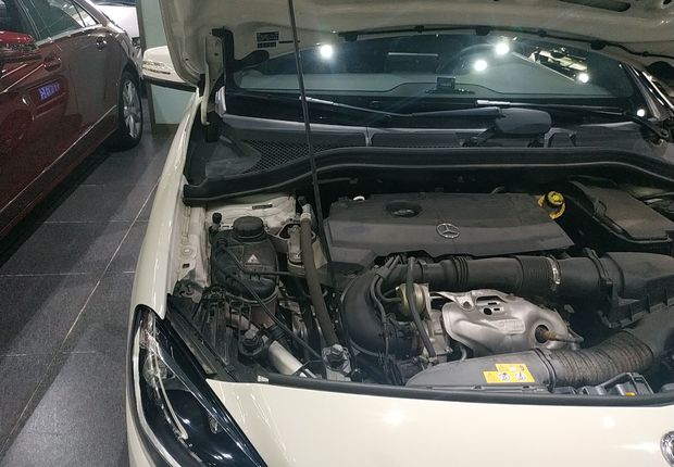 奔驰B级 B200 [进口] 2017款 1.6T 自动 汽油 动感型 