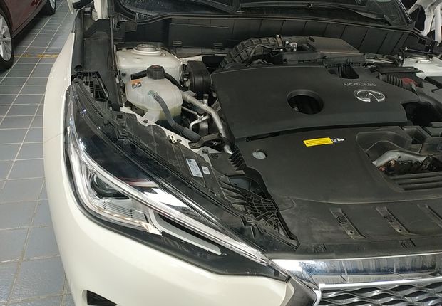 英菲尼迪QX50 2018款 2.0T 自动 菁英版 (国Ⅵ) 