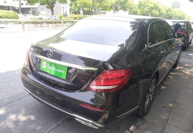 奔驰E级 E260L 2019款 1.5T 自动 汽油 (国Ⅵ) 