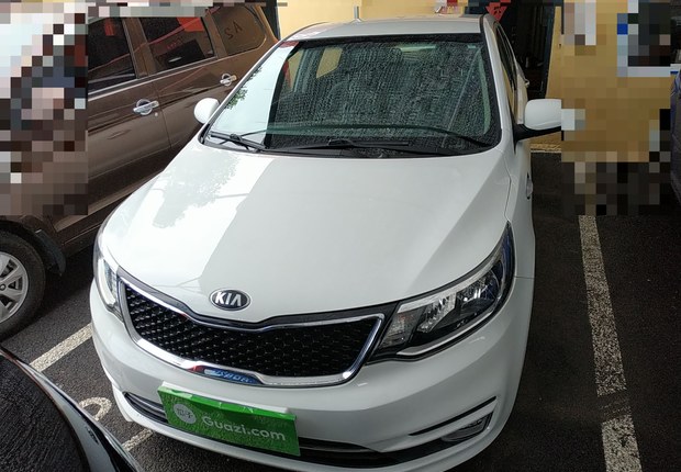 起亚K2 2015款 1.4L 手动 4门5座三厢车 GLS (国Ⅳ) 