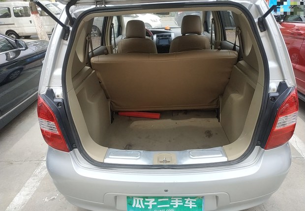 日产骊威 2010款 1.6L 手动 GI劲悦版全能型 (国Ⅳ) 