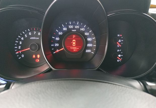 起亚K2 2015款 1.6L 自动 4门5座三厢车 Premium (国Ⅳ) 