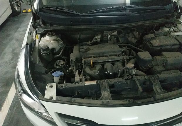 现代瑞纳 2014款 1.4L 手动 4门5座三厢车 智能型GLS (国Ⅳ) 