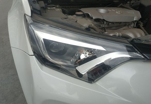 丰田RAV4 2016款 2.5L 自动 四驱 精英版 (国Ⅴ) 