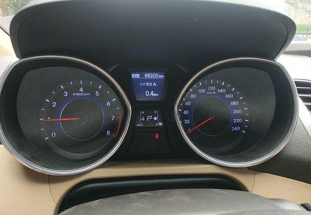 现代朗动 2012款 1.6L 自动 GLX领先型 (国Ⅳ) 