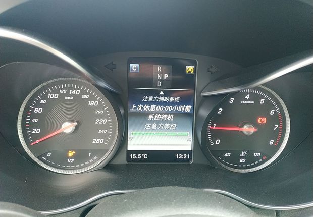 奔驰C级 C200 2018款 2.0T 自动 运动版 (国Ⅴ) 