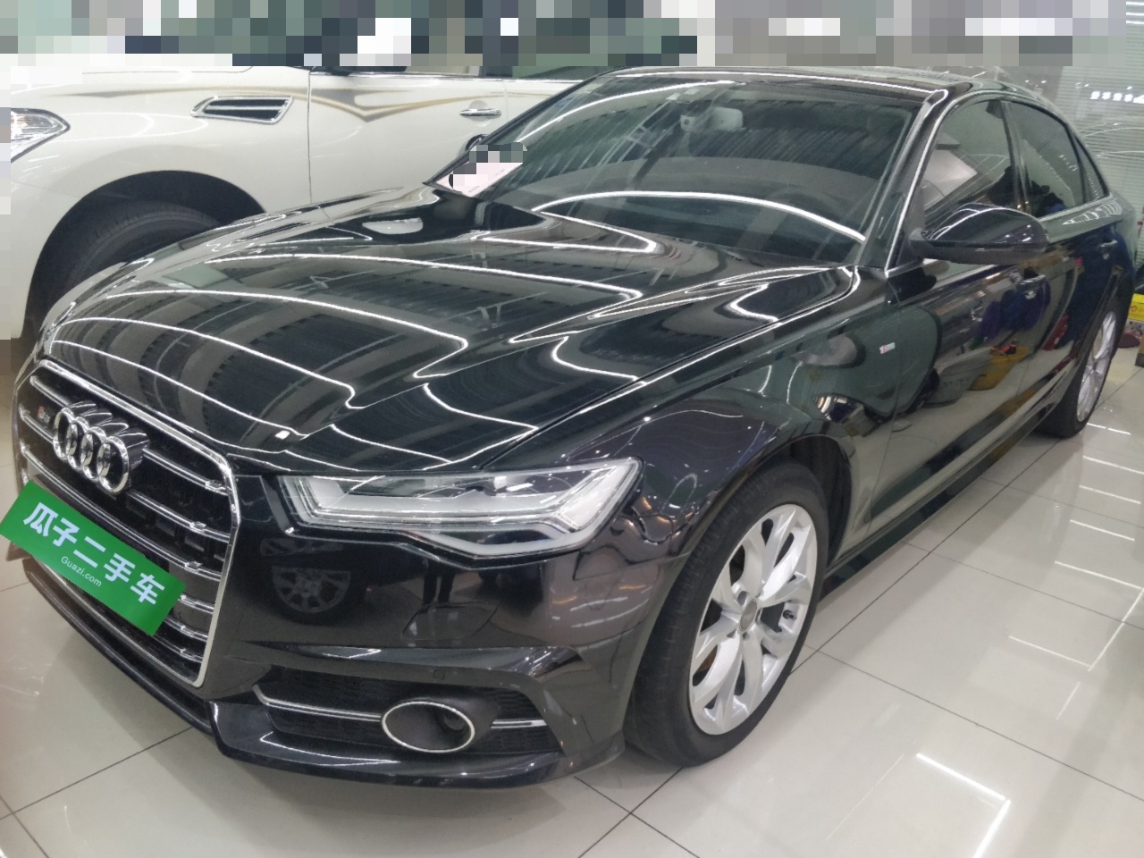 奥迪A6L 35TFSI 2018款 2.0T 自动 时尚型30周年纪念版 (国Ⅴ) 