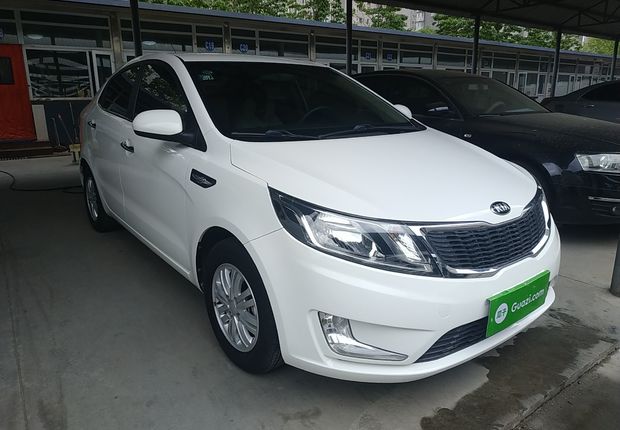 起亚K2 2011款 1.4L 手动 4门5座三厢车 GLS (国Ⅳ) 