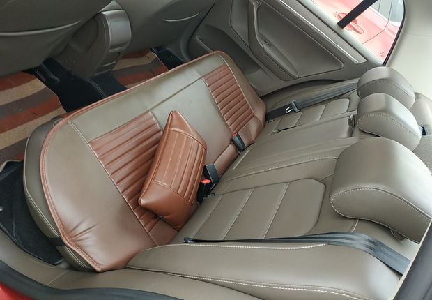 大众宝来 2014款 1.6L 自动 4门5座三厢车 舒适型 (国Ⅳ) 