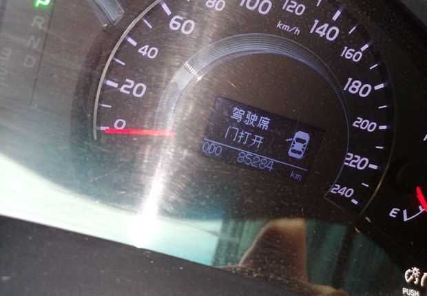 丰田凯美瑞 2011款 2.0L 自动 经典型周年纪念版 (国Ⅳ) 