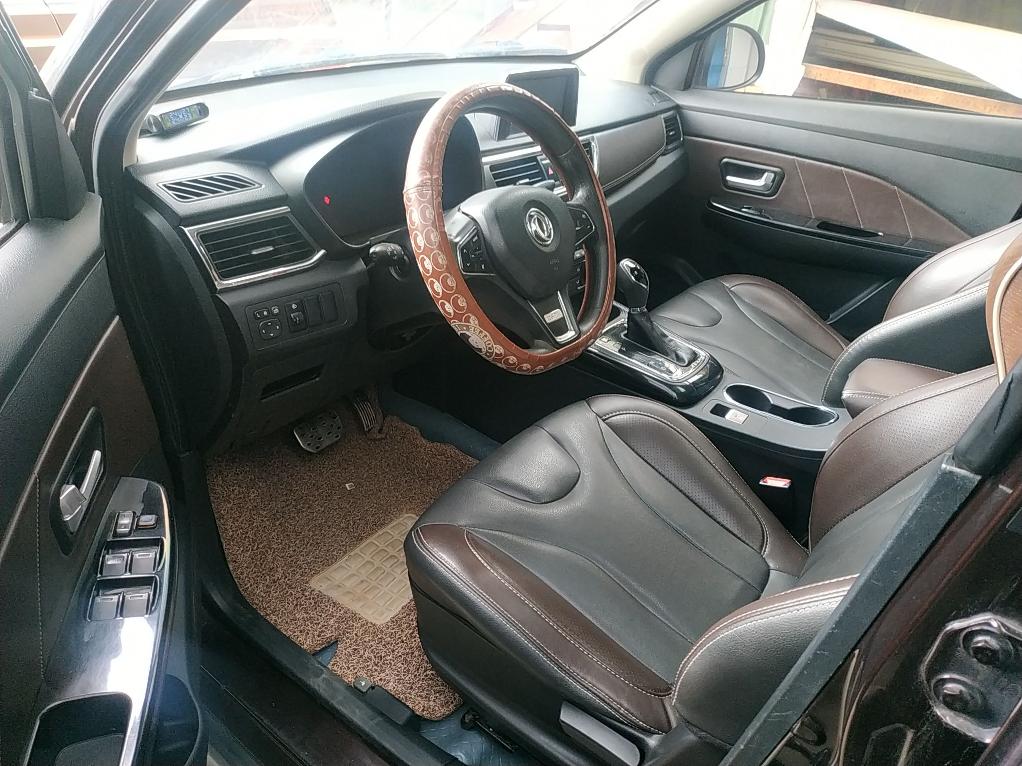 东风风光370 2018款 s370 1.5l cvt豪华型 7座