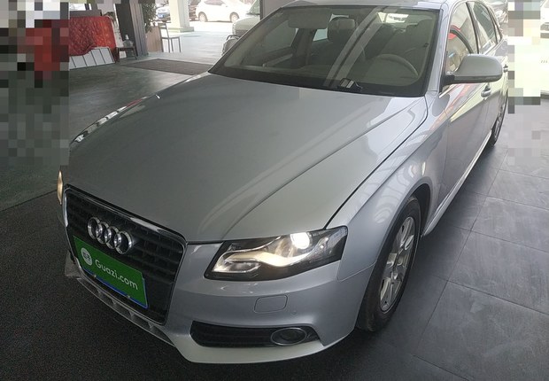 奥迪A4L 2012款 2.0T 自动 标准型 (国Ⅳ) 