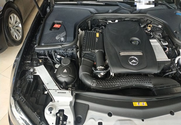 奔驰E级 E200L 2016款 2.0T 自动 汽油 (国Ⅴ) 