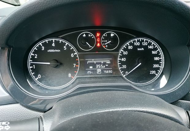 日产骐达 2011款 1.6L 自动 智能型 (国Ⅳ) 