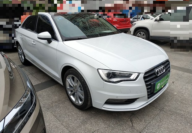 奥迪A3 35TFSI 2016款 1.4T 自动 风尚型Limousine (国Ⅴ) 