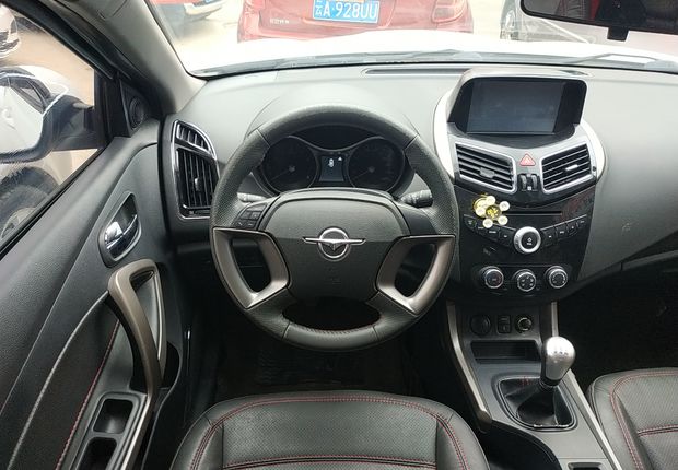 海马S5 2015款 1.6L 手动 前驱 豪华型天窗版 (国Ⅴ) 