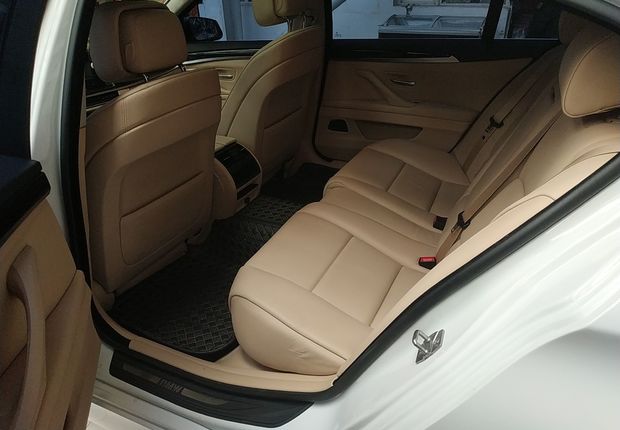 宝马5系 523Li 2011款 2.5L 自动 汽油 领先型 (国Ⅳ) 