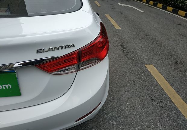 现代朗动 2013款 1.6L 自动 DLX尊贵型 (国Ⅳ) 