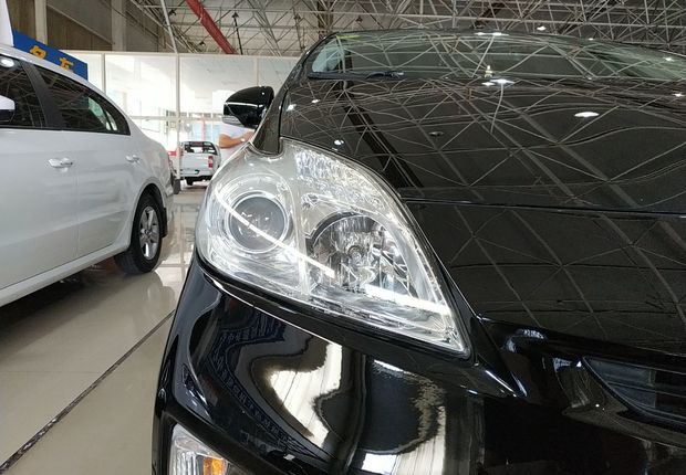 丰田普锐斯 2012款 1.8L 自动 豪华型 (国Ⅳ) 