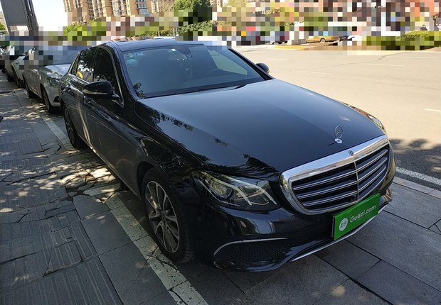 奔驰E级 E300L 2019款 2.0T 自动 汽油 豪华型 (国Ⅴ) 