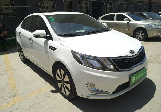 起亚K2 2012款 1.6L 自动 4门5座三厢车 Premium (国Ⅳ) 