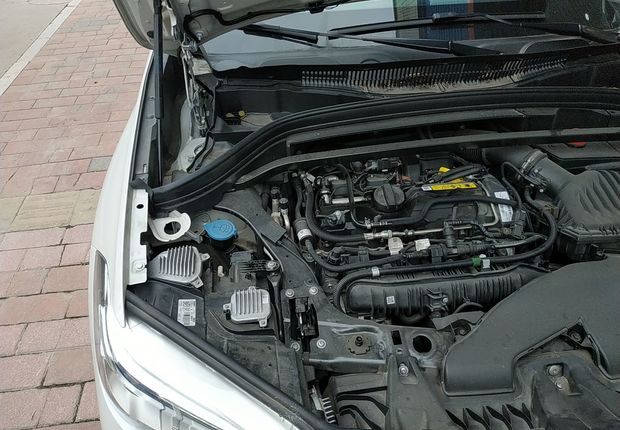 宝马X1 xDrive20Li 2019款 2.0T 自动 四驱 汽油 尊享型 (国Ⅴ) 