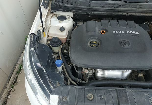 长安逸动 2014款 1.6L 手动 豪华型 (国Ⅳ) 