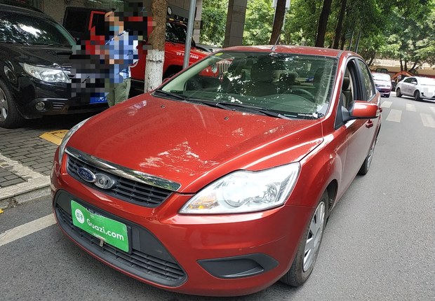 福特福克斯 2012款 1.8L 手动 三厢轿车 经典基本型 (国Ⅳ) 