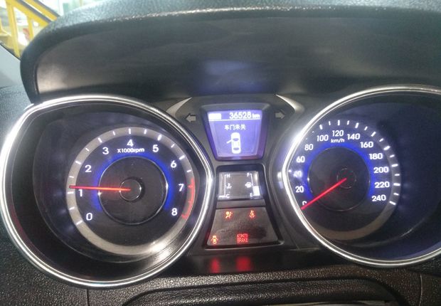 现代朗动 2012款 1.6L 手动 GLX领先型 (国Ⅳ) 