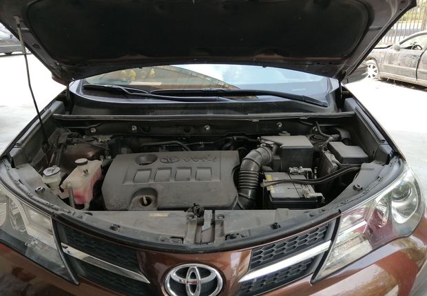 丰田RAV4 2013款 2.0L 自动 四驱 新锐型 (国Ⅳ) 