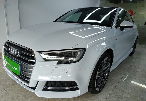 奥迪A3 35TFSI 2019款 1.4T 自动 时尚型Limousine (国Ⅵ) 