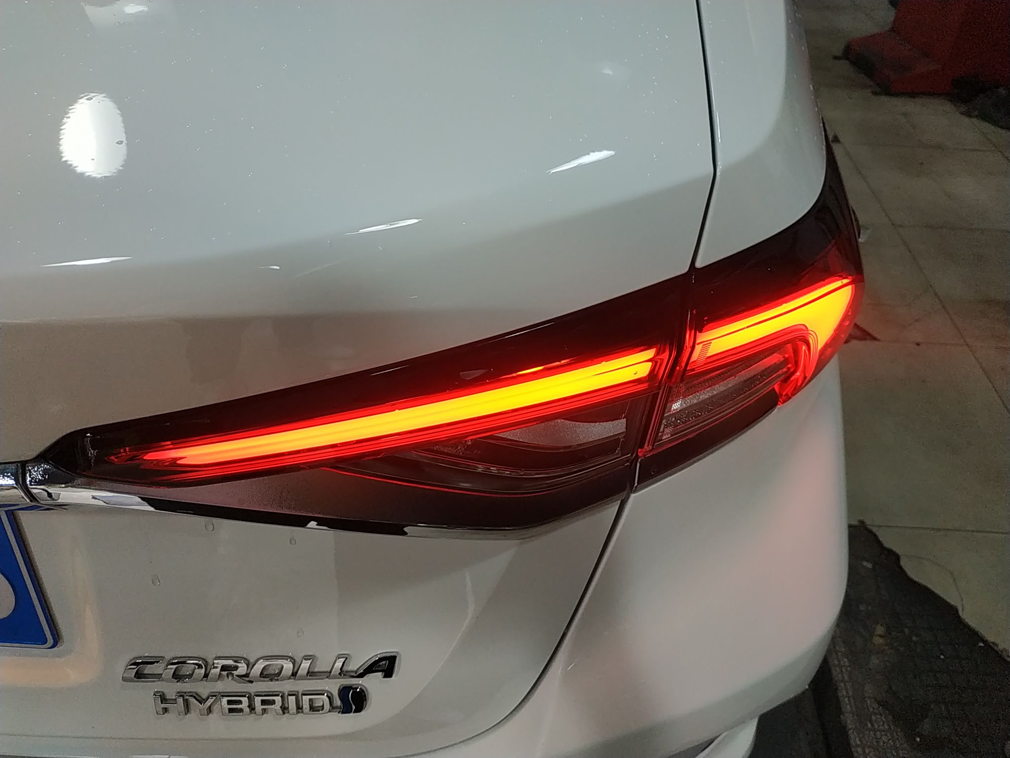 丰田卡罗拉双擎E+ 2019款 1.8L 自动 先锋版 (国Ⅴ) 
