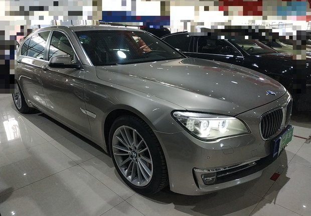 宝马7系 730Li [进口] 2014款 3.0L 自动 汽油 臻享型 (欧Ⅳ) 