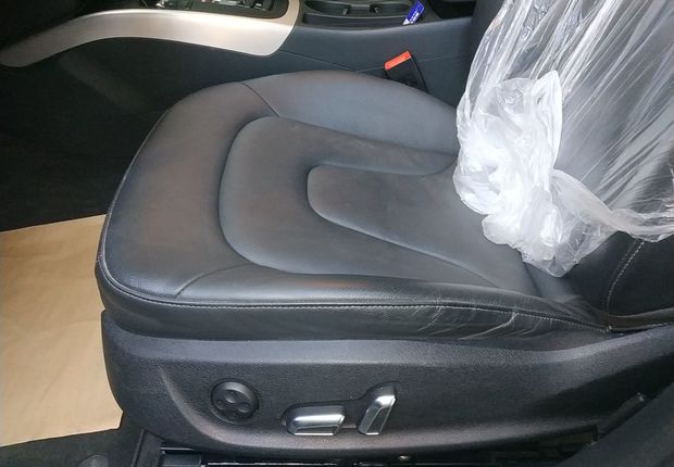 奥迪A4旅行 [进口] 2012款 2.0T 自动 舒适型 